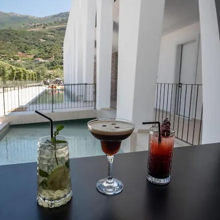 Ulin Boutique Hotel 4*