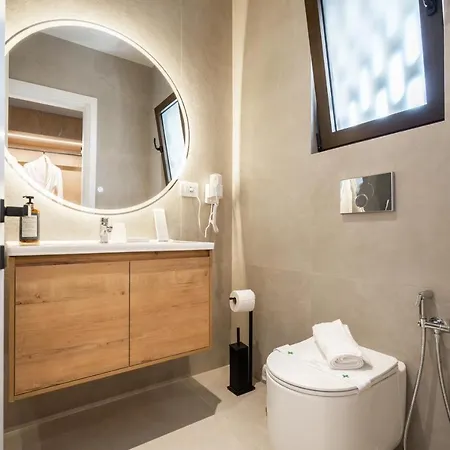 Ulin Boutique Hotel 4*