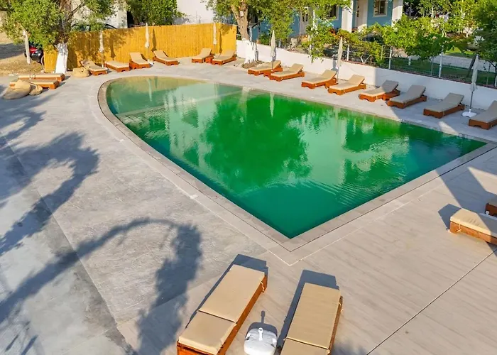 Ulin Boutique 4* Borsh