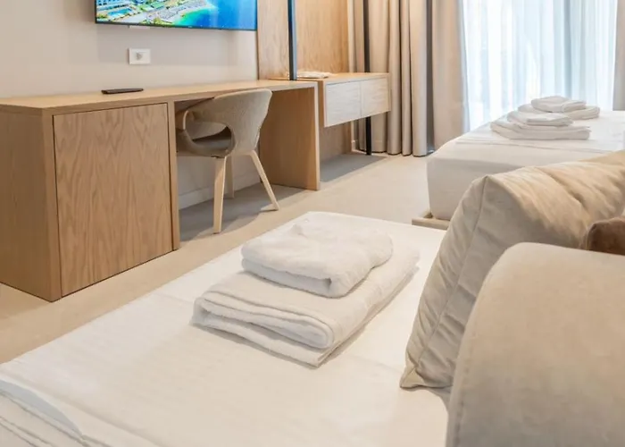 Ulin Boutique Hotell Borsh