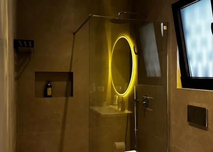 Ulin Boutique 4* Borsh